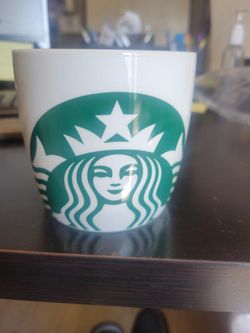New Starbucks Mugs Box Of 9 For 35.00 Or 1 $7
