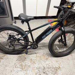 Fat track E9 E bike.