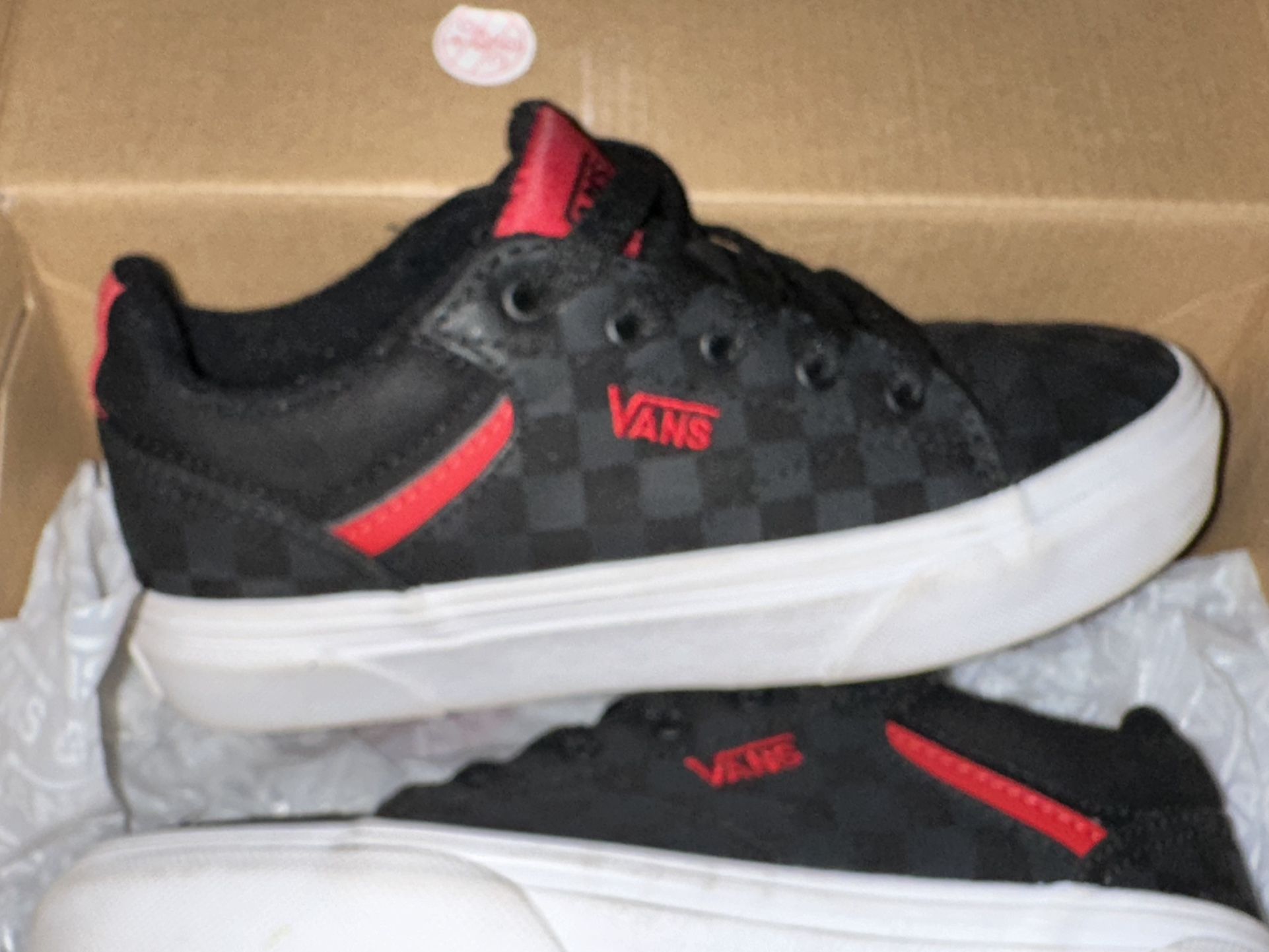 Vans Boys Size 1 Sneakers