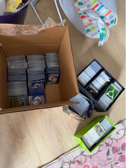 200 Pokemon cards bulks holo and regular $10