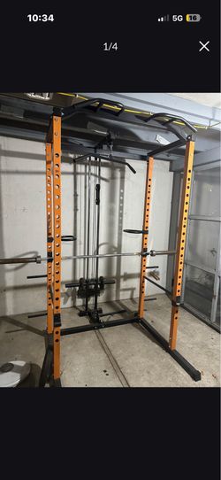 Squat rack with lat extension
