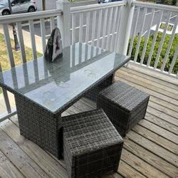 Six Piece Patio Set 600