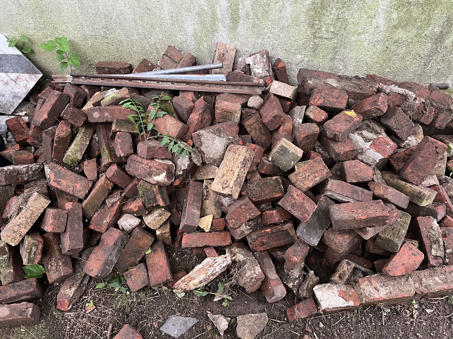 Red Construction Bricks Free Must Take All $0