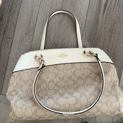 Medium Beige Coach Handbag purse