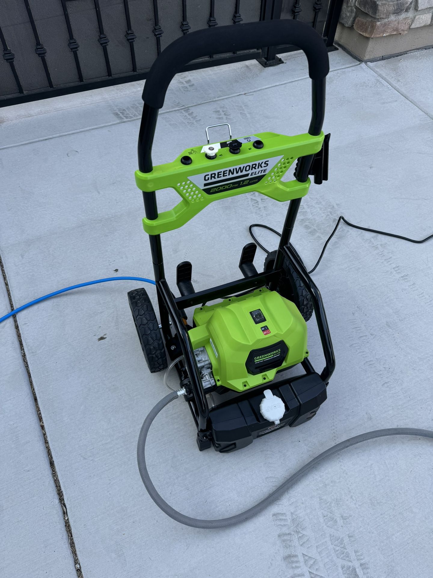 Green works Electric Pressure Washer