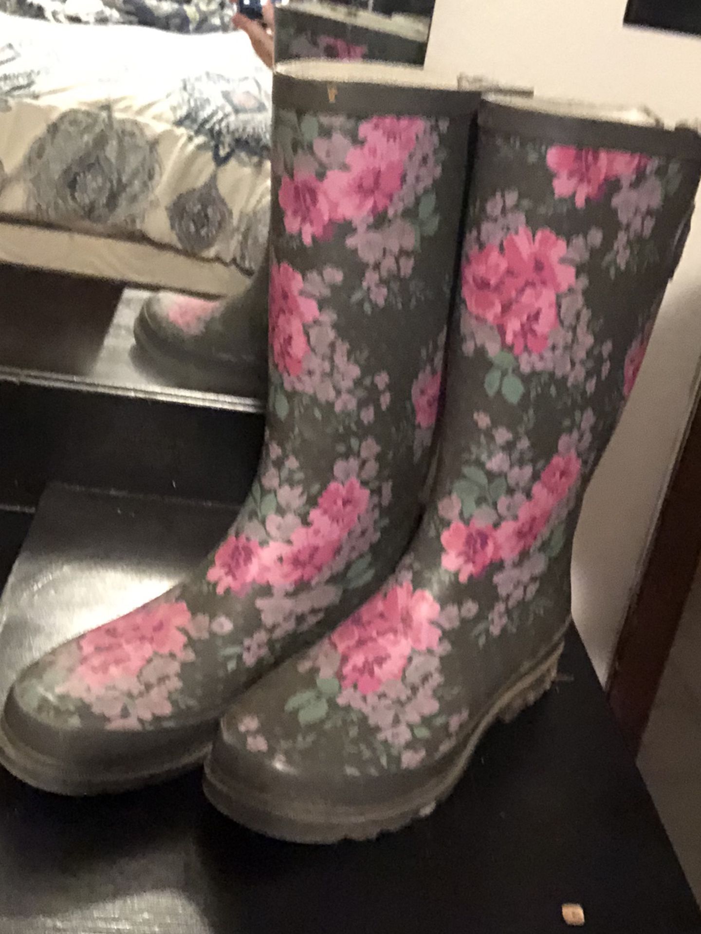Women’s Rain Boots-sz 7