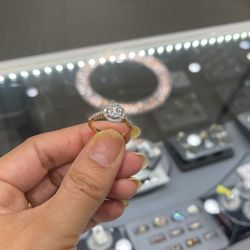 10k Gold Diamond Ladys Ring With Big Diamond 💎 💍💎💎💎0.53ct Diamond ..