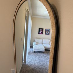 Mirror Vertical