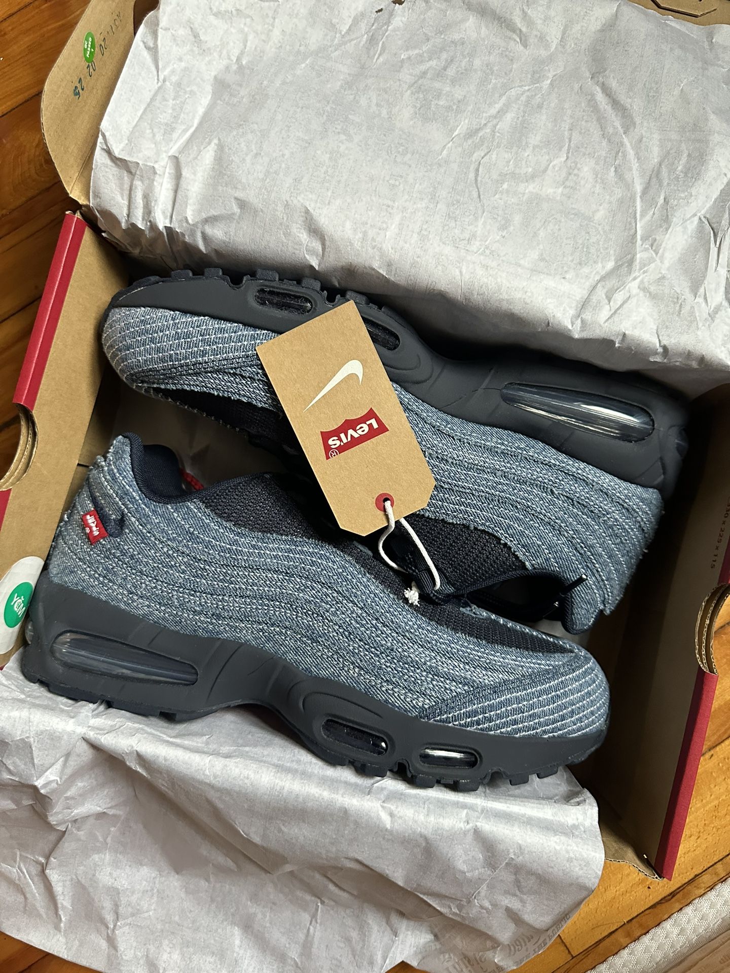 LEVIS AIR MAX 95 OBSIDIAN