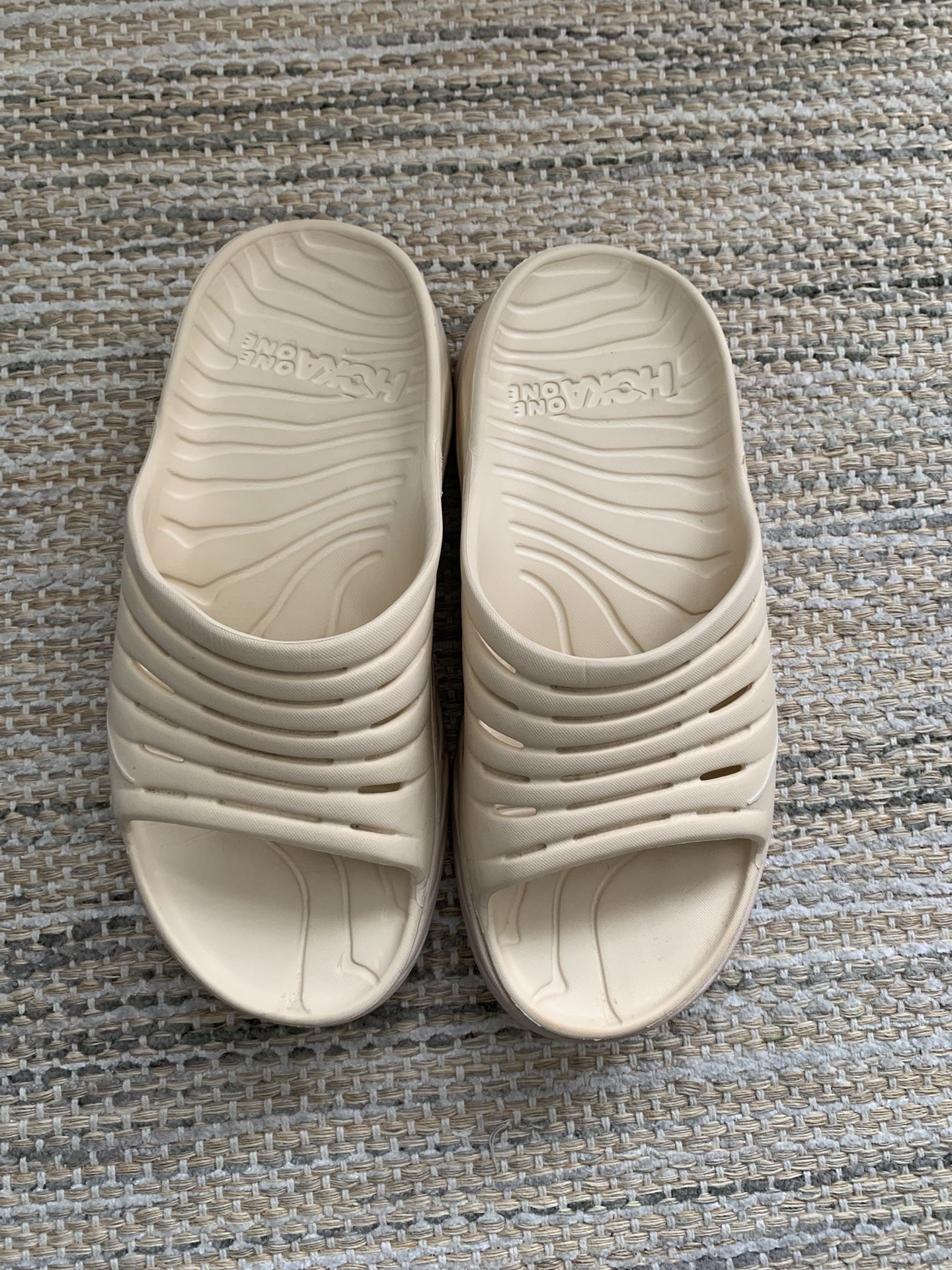 HOKA Cream Slides Mens 7, Womens 9 