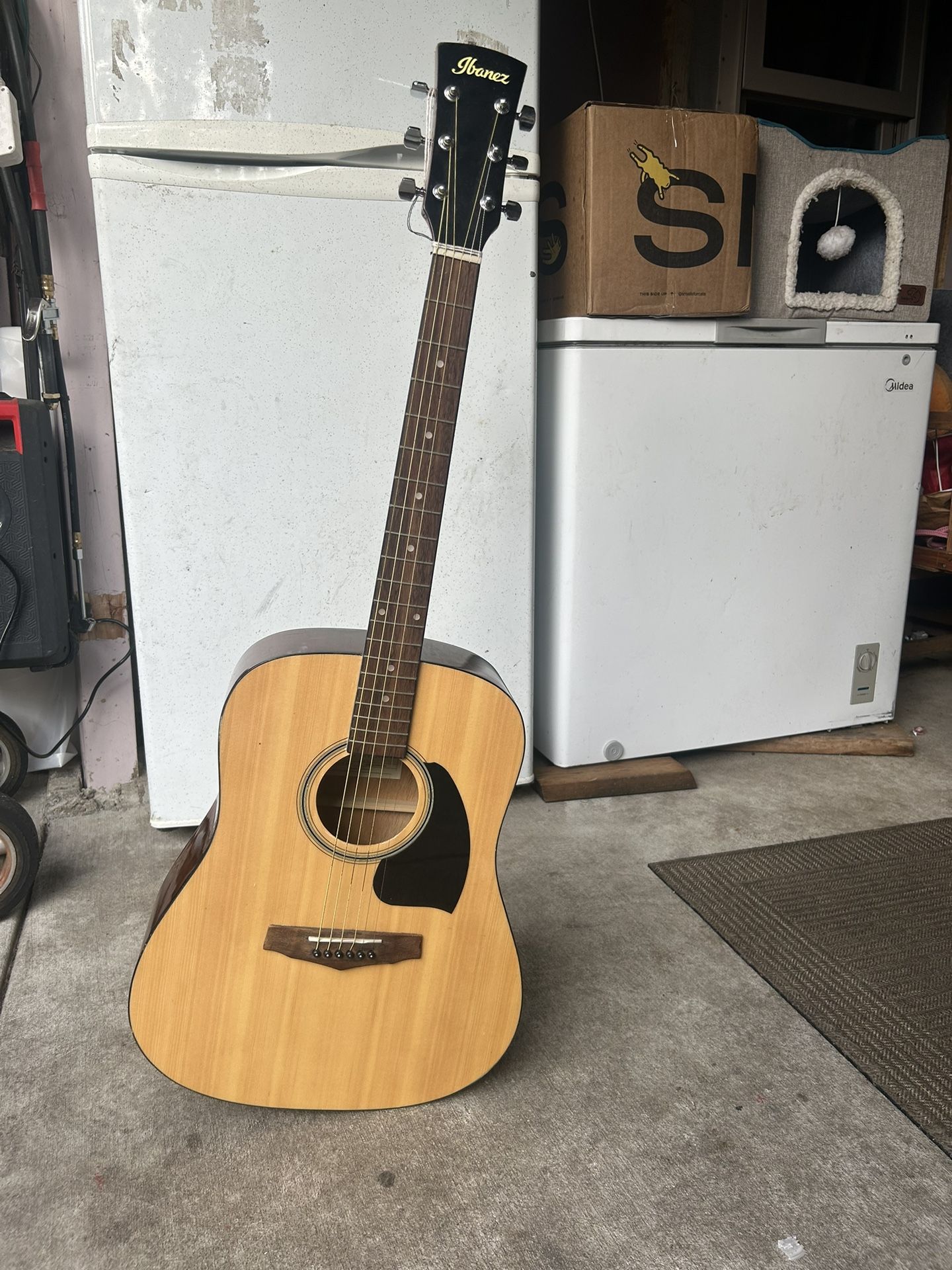 Ibanez 6 String Guitar