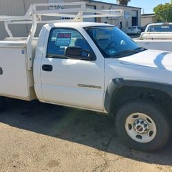2006 GMC Other