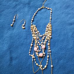 New jeloures, nail polish, eyelashes