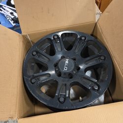 Used Black Helo Rims – 6x5.5 Bolt Pattern (Fits 2006 GMC Sierra 1500)