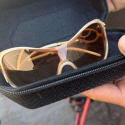 No Scratches In Perfect Condition