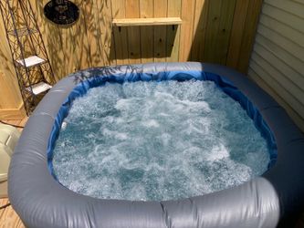 Inflateable Hottub