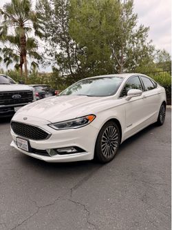 2017 Ford Fusion Hybrid Platinum