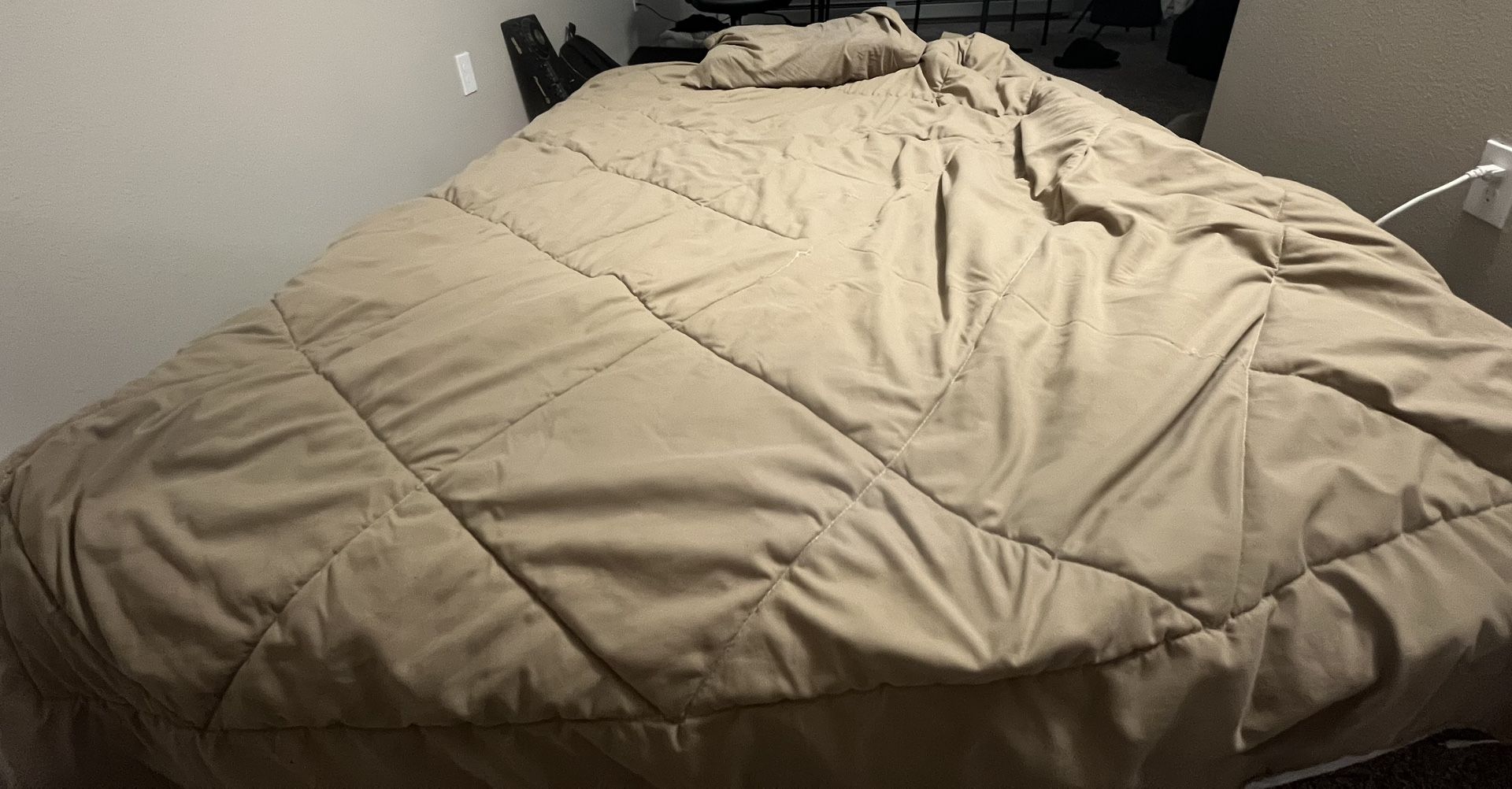 Full Size Bed