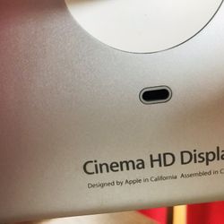 Apple Cinema HD Display 