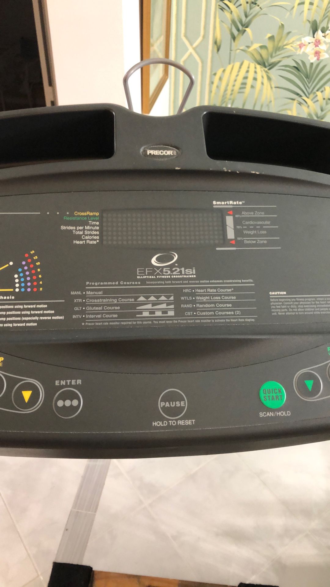 Precor EFX5.21si Professional Quality Elliptical