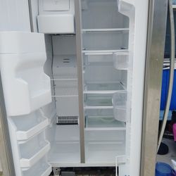 Kenmore Refrigerator/ Freezer