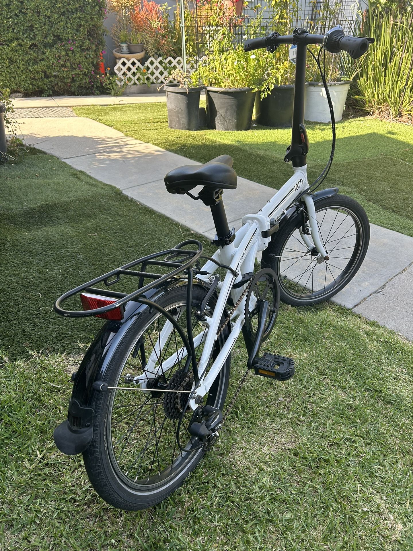 Tern Link C8 Folding Bike 