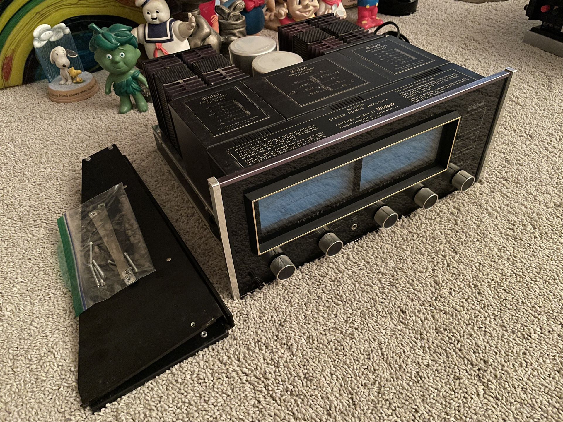 McIntosh MC2205 Stereo Power Amplifier