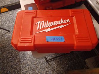Milwaukee 1/2 angel drill like new