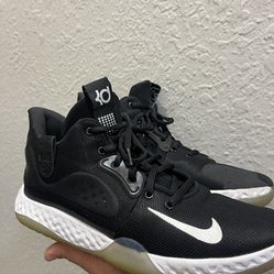 Kevin durant shoes size 10 men $25 firm , San Diego 92111 near Mesa college