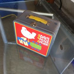 Woodstock Lunch Box