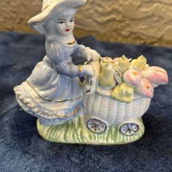 Vintage Porcelain Country Lady 