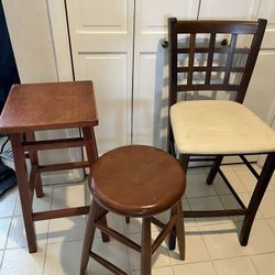 Stools / Cabinet 