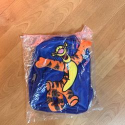 NWT Vintage Disney Tigger blue backpack