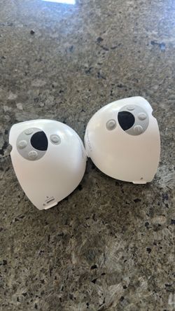 Momcozy M5 wearable breast pump