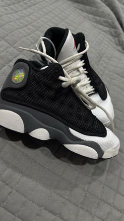 Tennis shoes