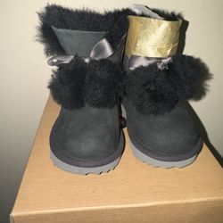 Brand New UGGS