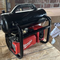 Milwaukee m18 quiet compressor NEVER USED