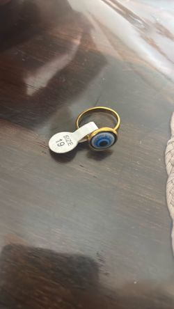 Eye ring