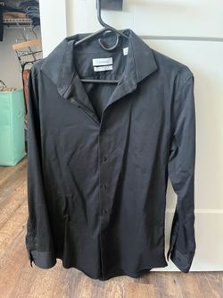 Large Men’s Black Calvin Klein Dress Shirt
