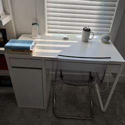 Desk & Chair Combo