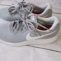 Womens Nike Shoes 