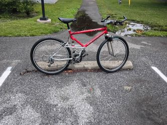 1996 Schwinn Sweet 9 6 full suspension mountain bike