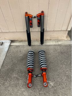 Fox live valve shocks off gen 3 ford raptor