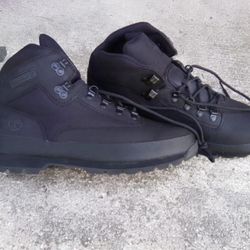 Brand New Pair Of Euro Hiker Timberland 11.5