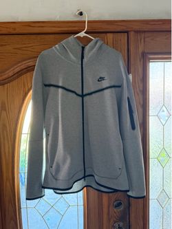 GREY NIKE TECH(‼️$$ negotiable‼️)
