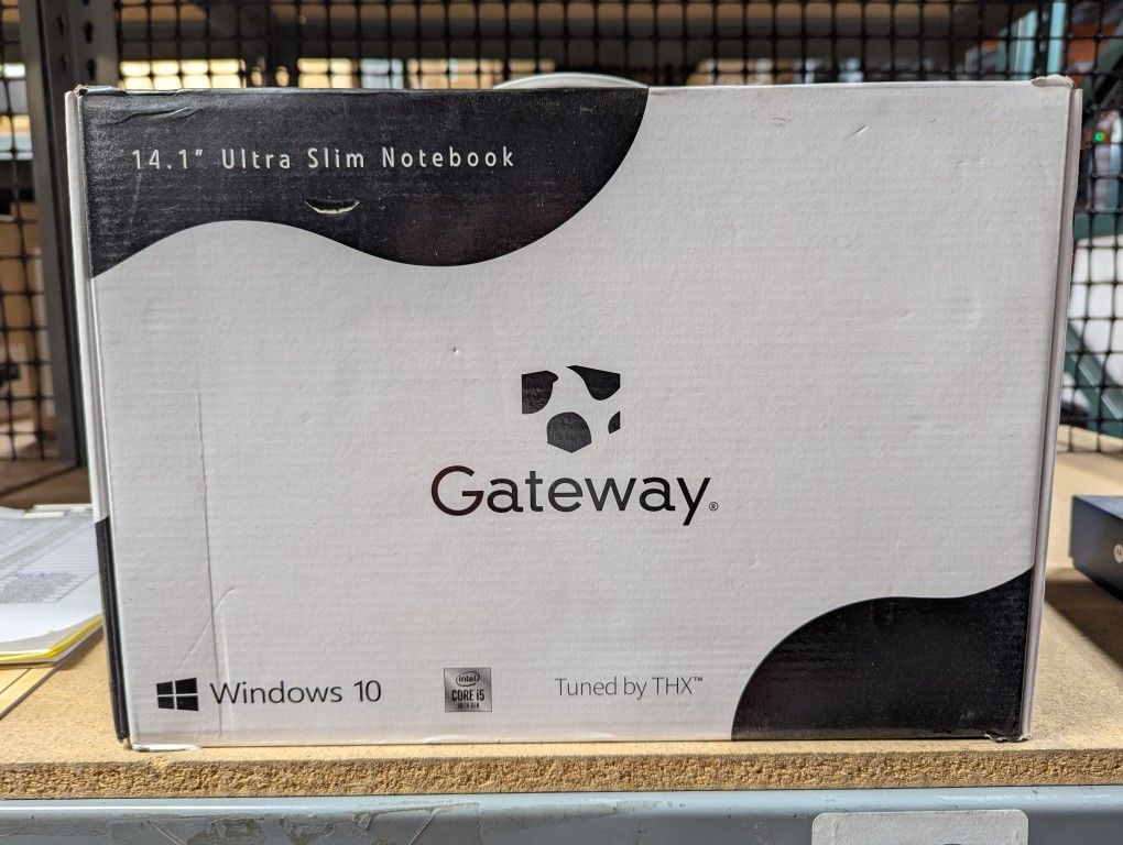 Gateway 14.1" 1080p PC Laptop, Intel Core i5, 16GB RAM, 256GB SSD, Windows 10, Pink, GWTN141-4RG