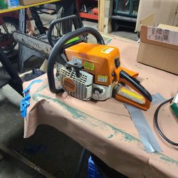 Stihl MS 250 Chain Saw Chainsaw