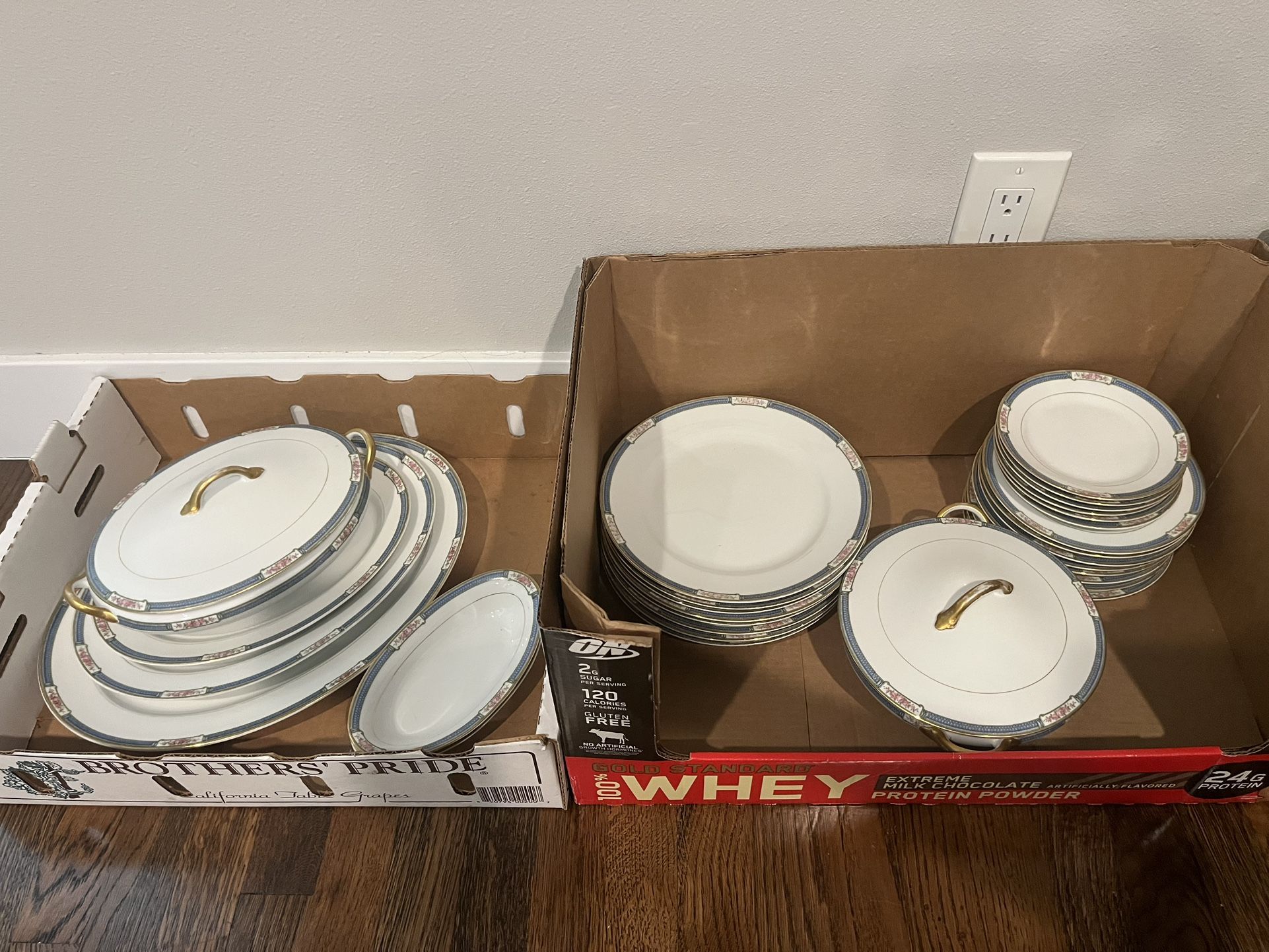 Noritake China Set