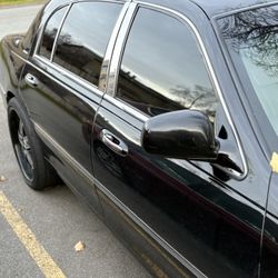 2005 Lincoln Town Car