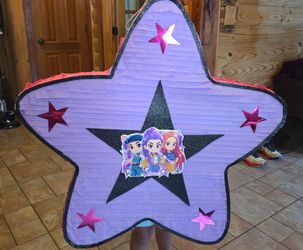 Kpop pinata